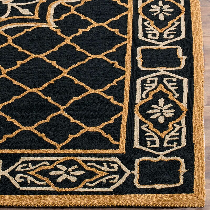 Safavieh Easy Care Ezc729D Black / Gold Area Rug