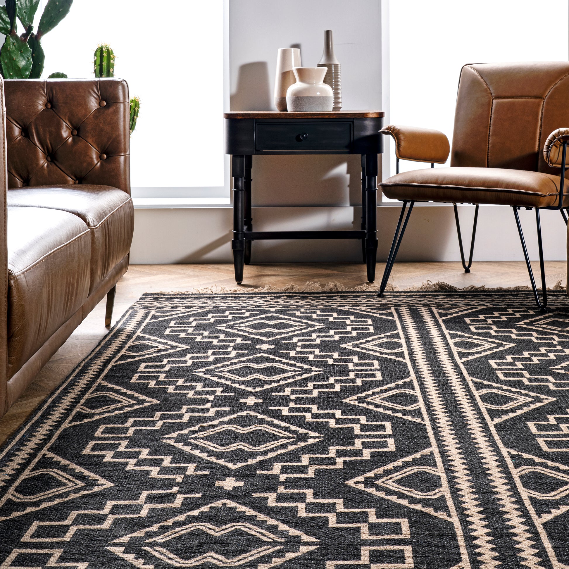 Nuloom Fawn Ethnic Nfa3419A Black Area Rug