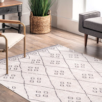 AreaRugs.com Wavaj Nwa1201A Ivory Area Rug