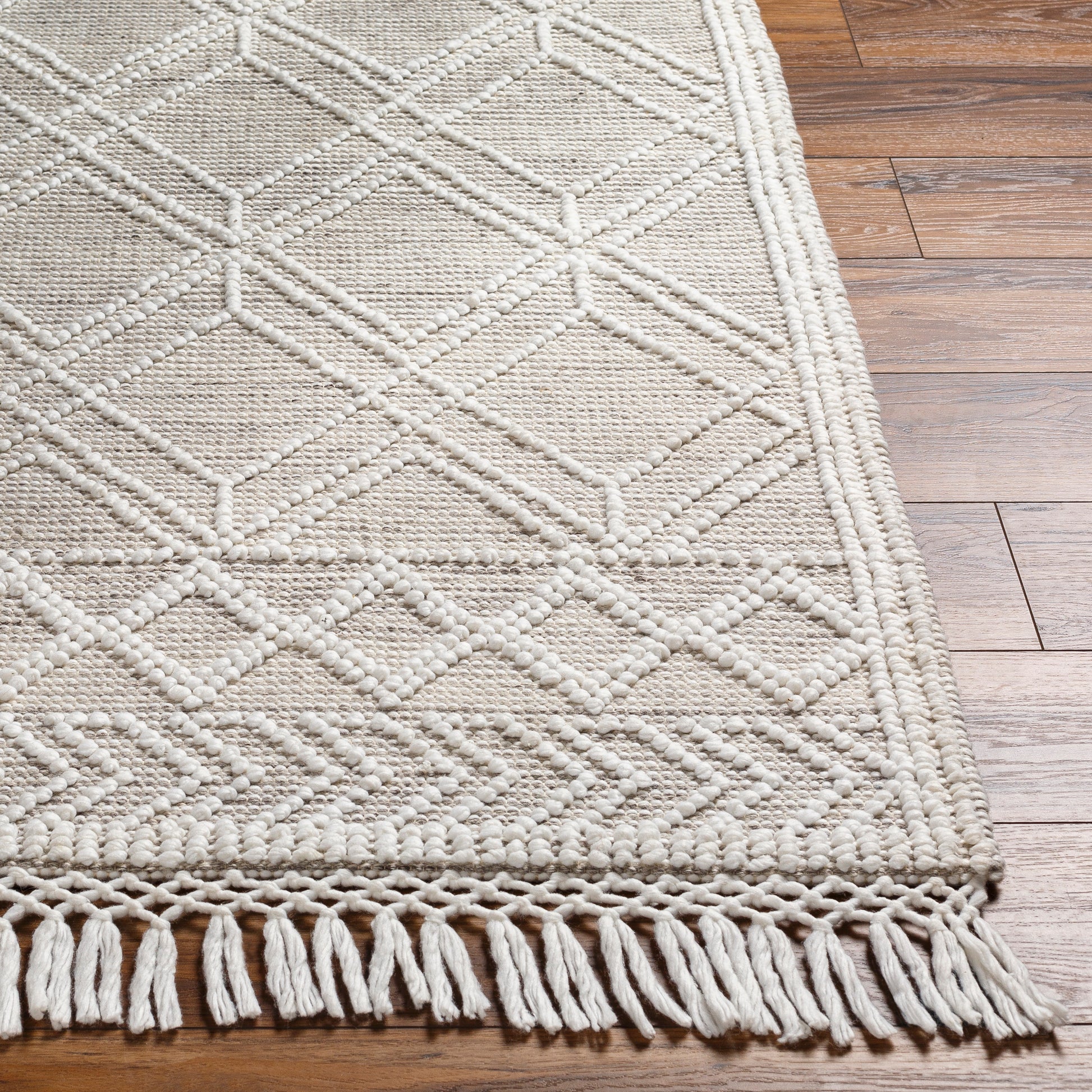 Surya Fleur Fle-2304 Beige Area Rug