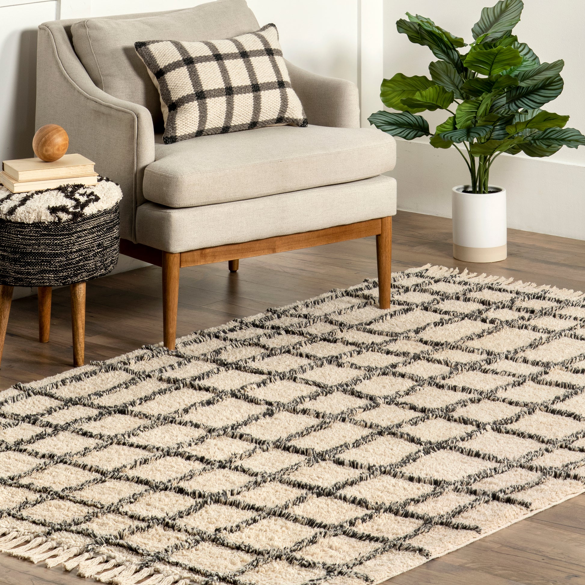 Nuloom Renee Striped Nre1964A Ivory Area Rug