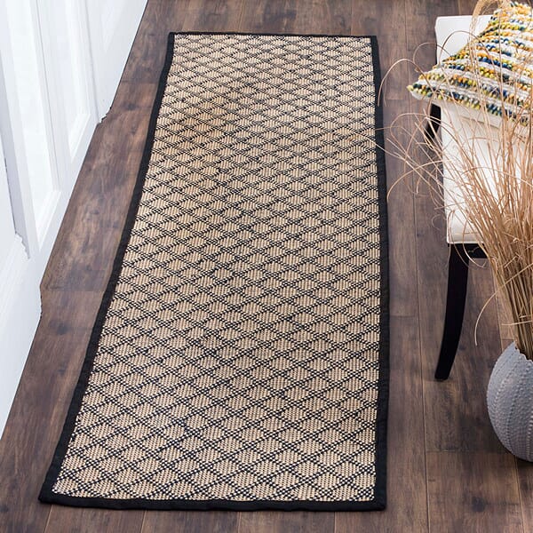 Safavieh Four Seasons Frs652A Ivory / Black Bordered Area Rug