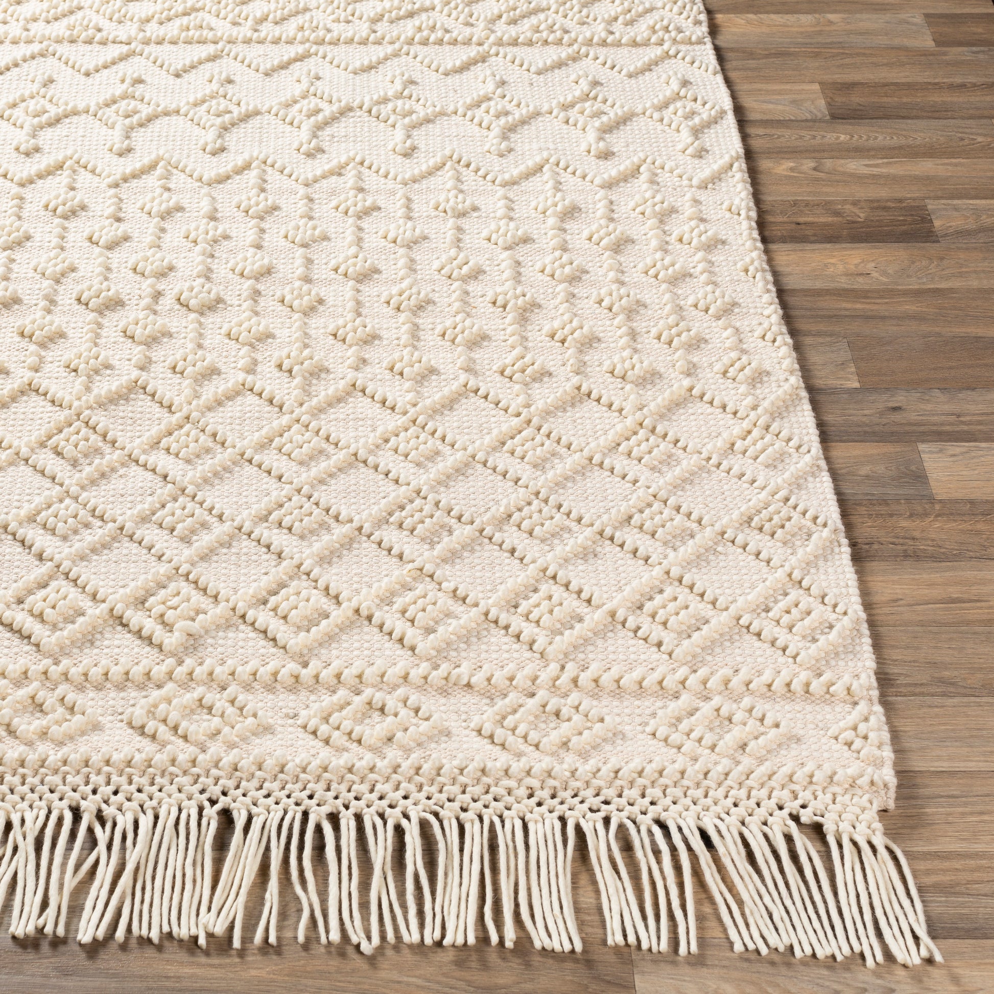 Surya Farmhouse Tassels Fts-2305 White, Beige Area Rug