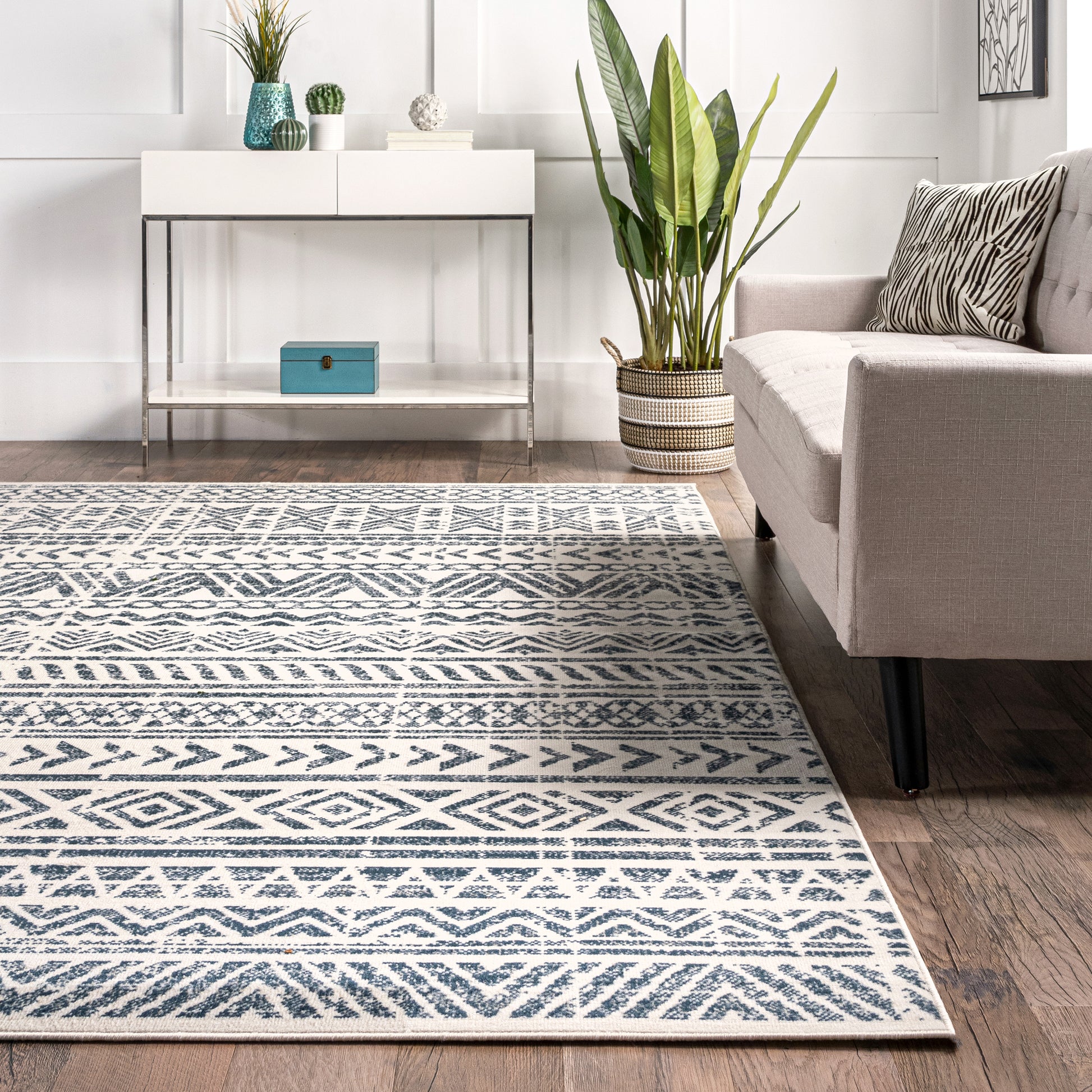 Nuloom Chloe Tribal Motif Banded Nch1729A Blue Area Rug