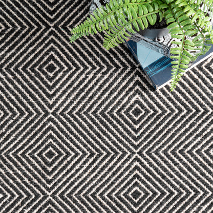 Nuloom Ago Hand Woven Nag2102A Black Area Rug