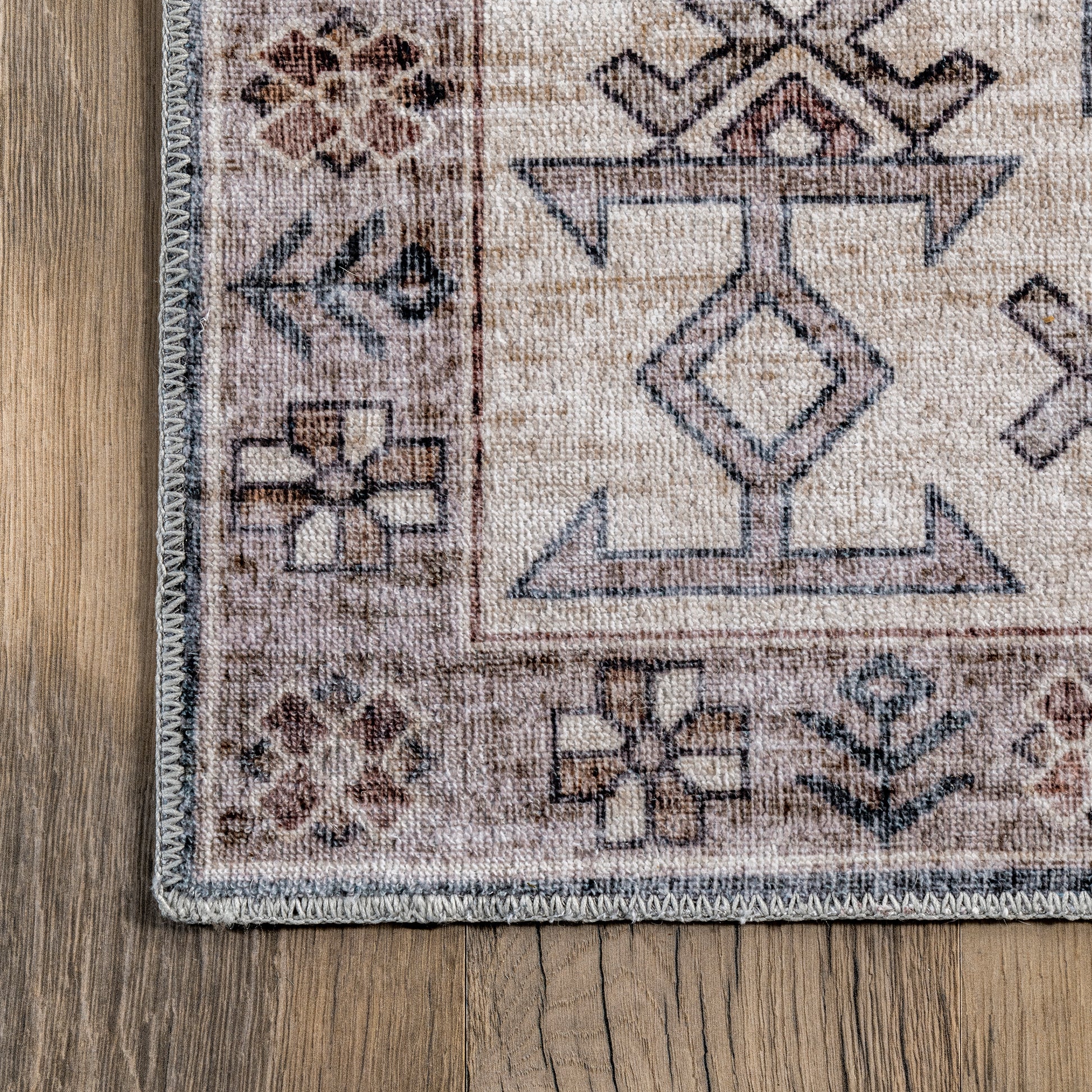 AreaRugs.com Wavaj Nwa1067A Beige Area Rug