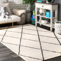 Nuloom Elvia Nel2746E Ivory Area Rug