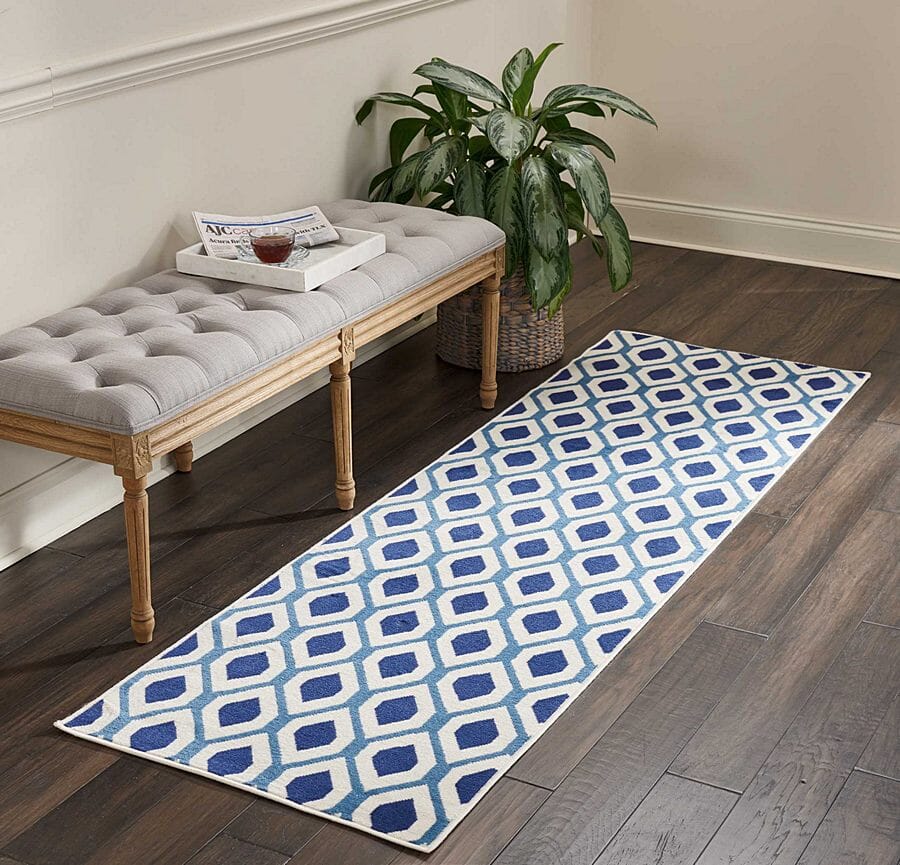 Nourison Grafix Grf22 White / Navy Geometric Area Rug