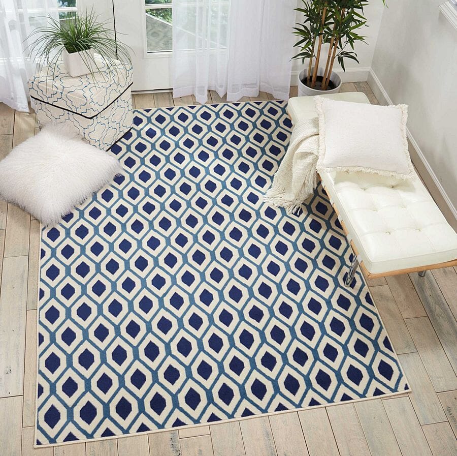 Nourison Grafix Grf22 White / Navy Geometric Area Rug