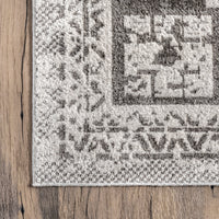 AreaRugs.com Wavaj Nwa1284A Gray Area Rug