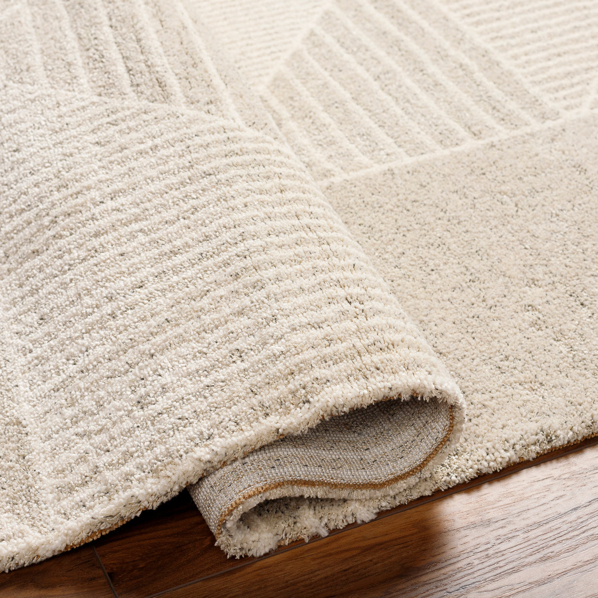 Surya Gavic Gvc-2315 Tan & Ivory Rug.