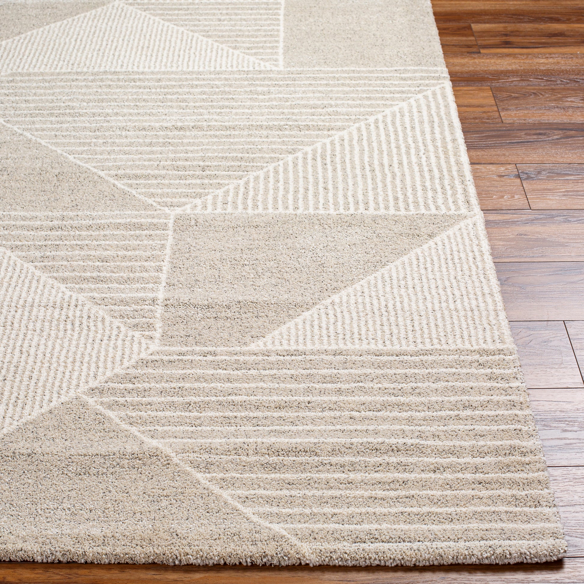 Surya Gavic Gvc-2315 Tan & Ivory Area Rug