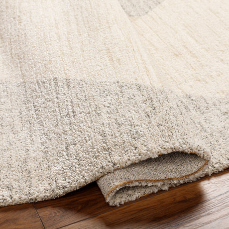 Surya Gavic Gvc-2316 Grey Rug.