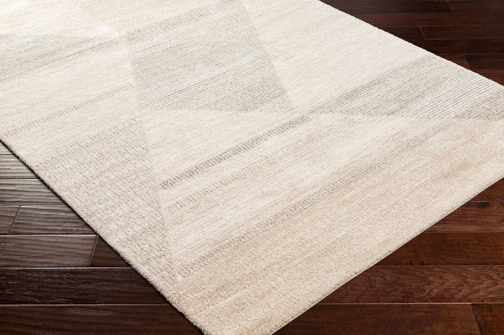 Surya Gavic Gvc-2320 Beige Area Rug