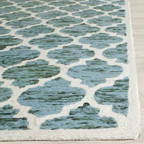 Safavieh Himalaya Him121C Turquoise / Ivory Rugs.