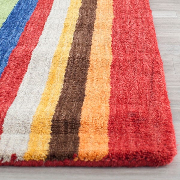 Safavieh Himalaya Him582A Red / Multi Striped Area Rug