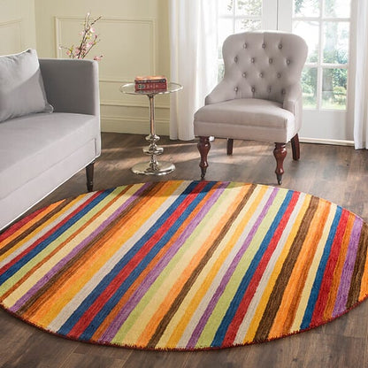 Safavieh Himalaya Him582A Red / Multi Striped Area Rug