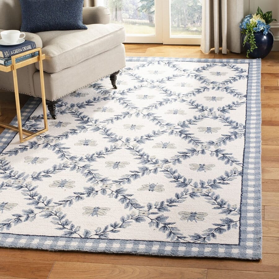 Safavieh Chelsea Hk55D Ivory / Blue Floral / Country Area Rug