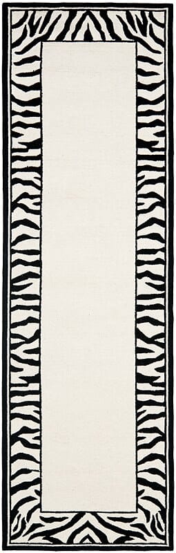 Safavieh Chelsea Hk731A White / Black Animal Prints /Images Area Rug