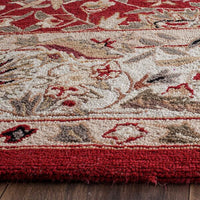 Safavieh Chelsea Hk78B Burgundy / Ivory Area Rug