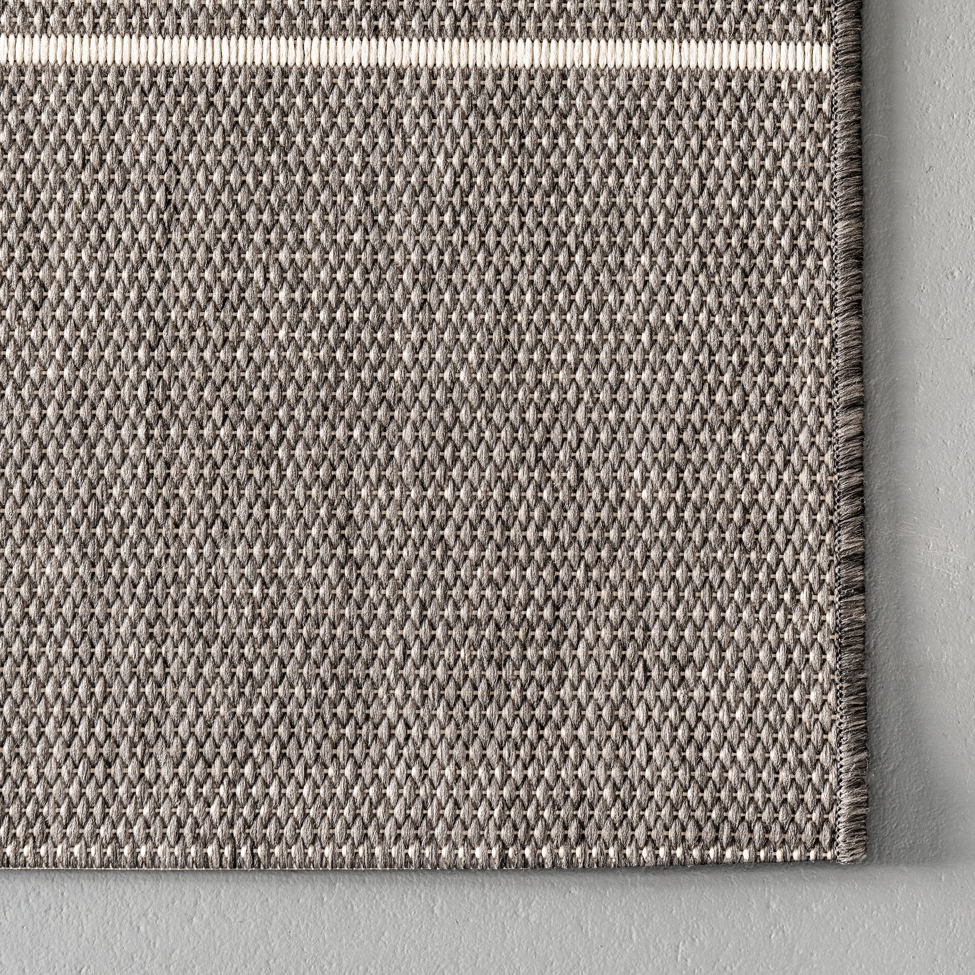 Nuloom Alaina Nal2864B Gray Area Rug