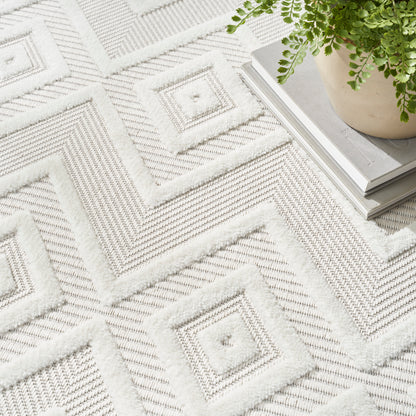 Nourison Versatile Nrv01 Ivory/White Area Rug