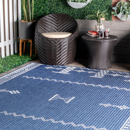 Nuloom Lowen Tribal Nlo1770B Navy Area Rug