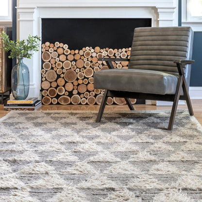 Nuloom Briar Trellis Nbr1957A Beige Area Rug