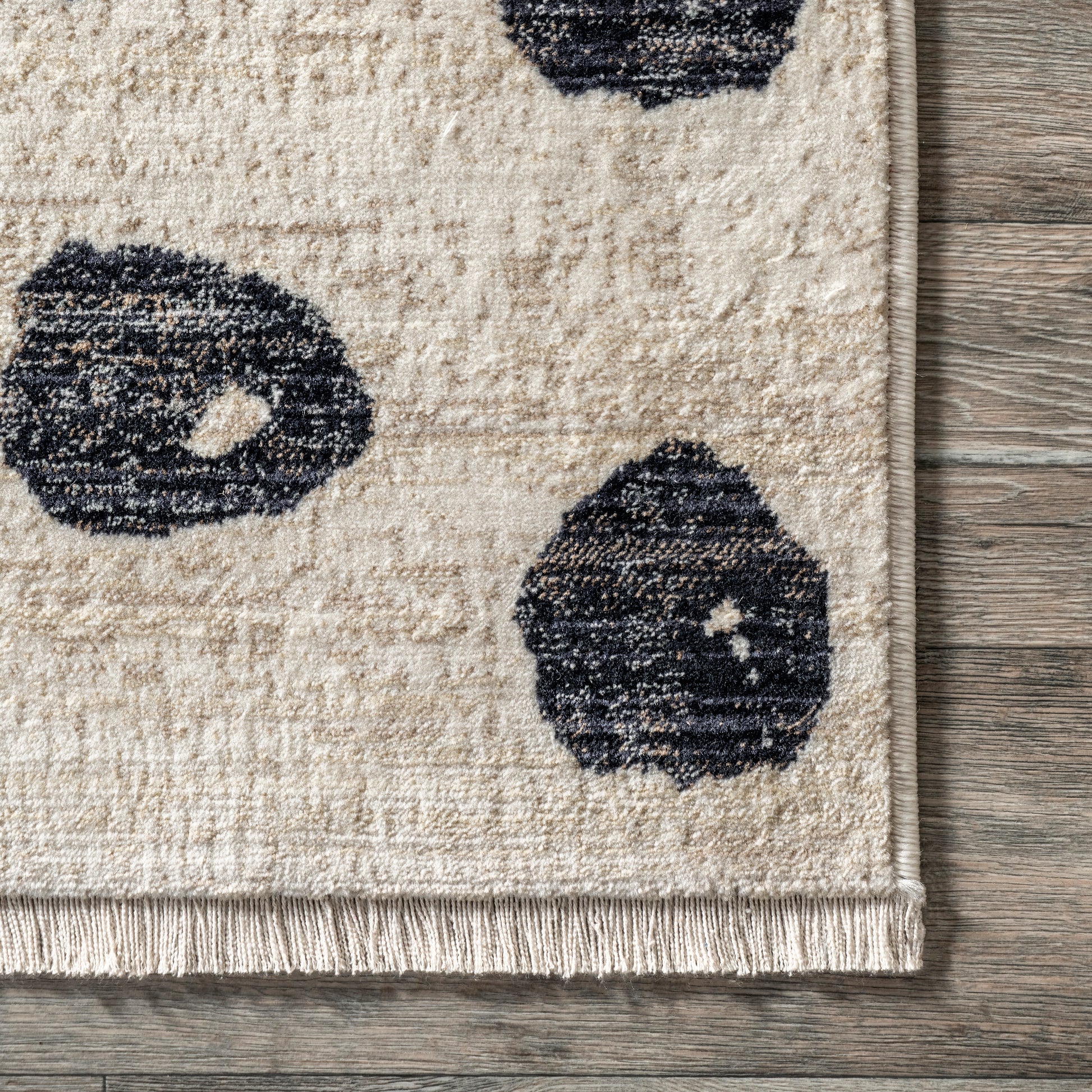 Nuloom Jeri Polka Dot Nje1544A Beige Area Rug