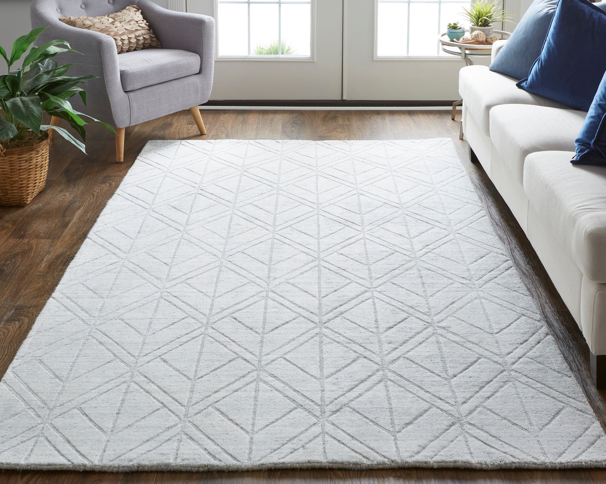 Feizy Redford 8847F White/Silver Area Rug