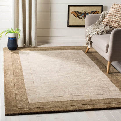 Safavieh Impressions Im821C Beige / Brown Bordered Area Rug