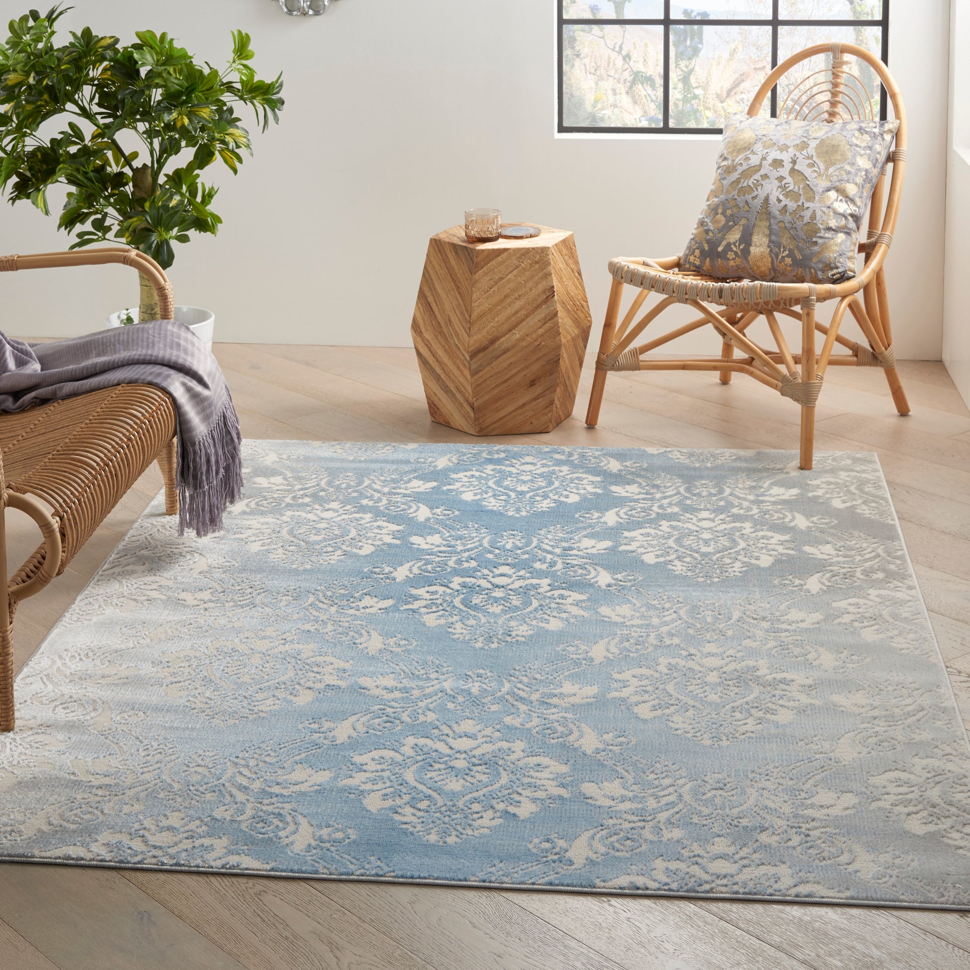 Nourison Elation Etn03 Ivory Blue Area Rug