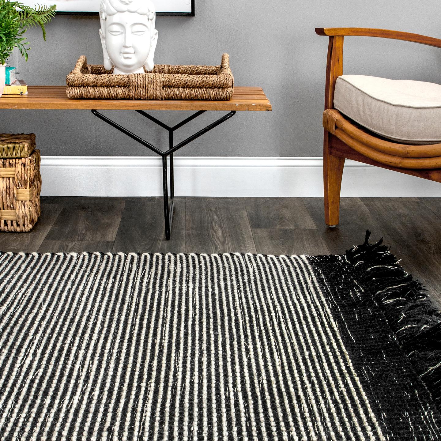 Nuloom Striped Pinto Nst2075A Black Area Rug