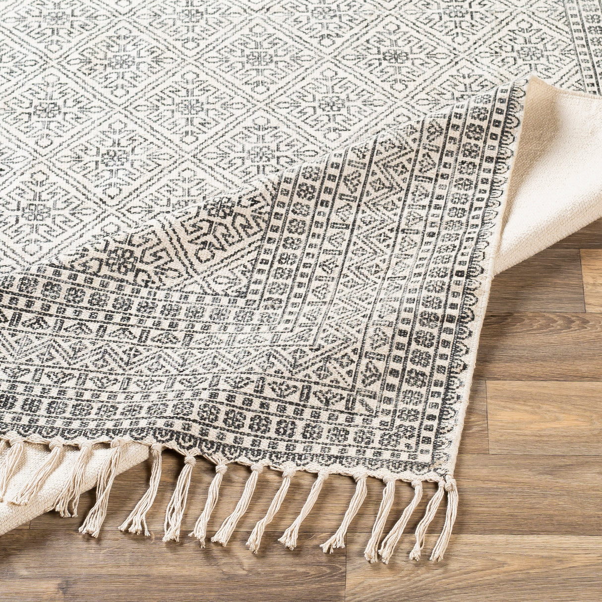 Surya July Juy-2300 Black, Khaki Rugs.