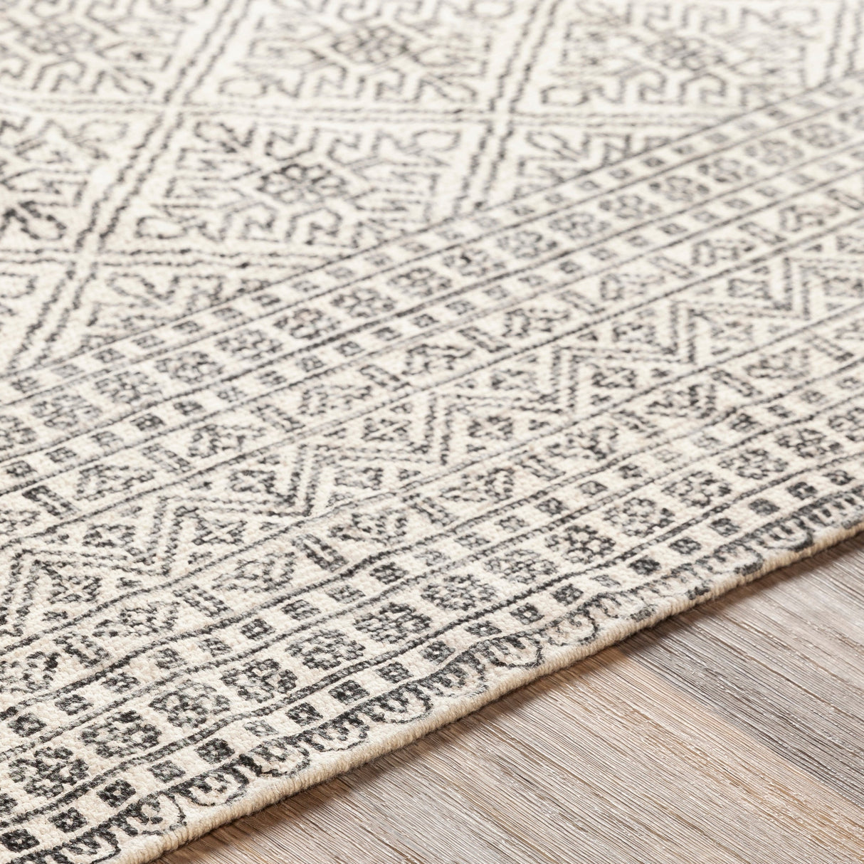 Surya July Juy-2300 Black, Khaki Rugs.