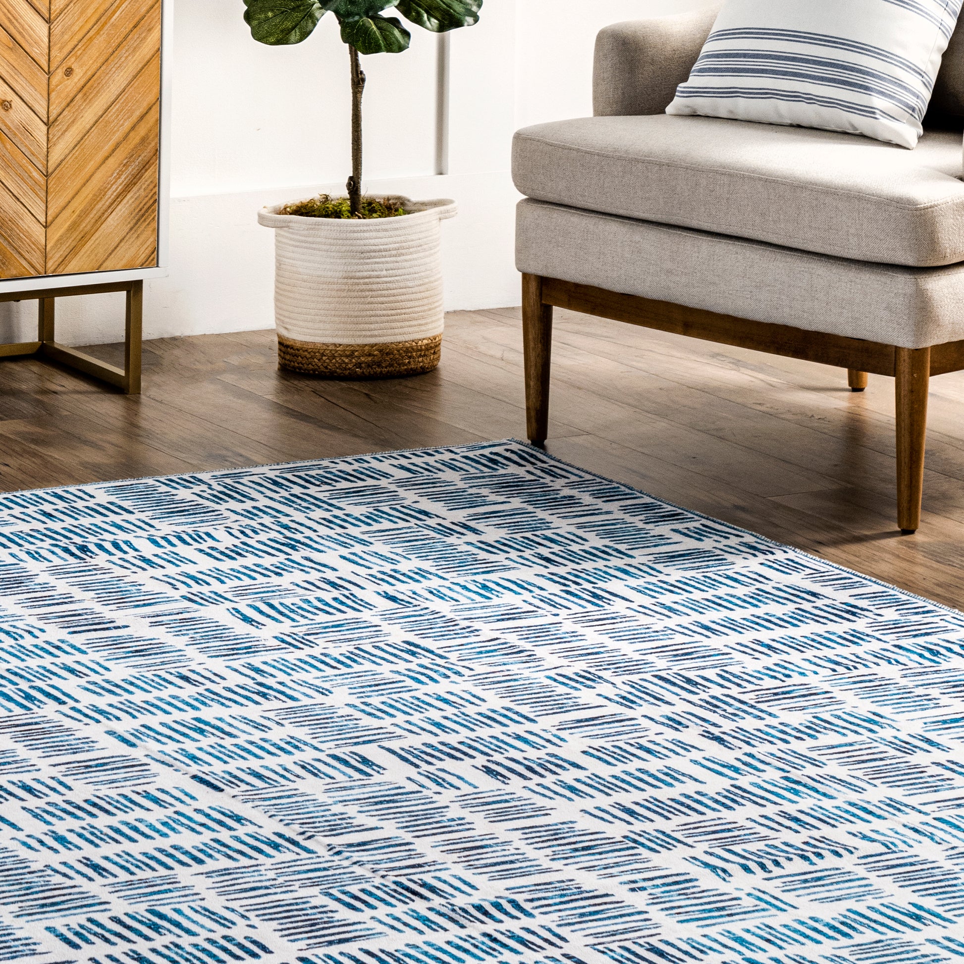 AreaRugs.com Wavaj Nwa1088A Blue Area Rug