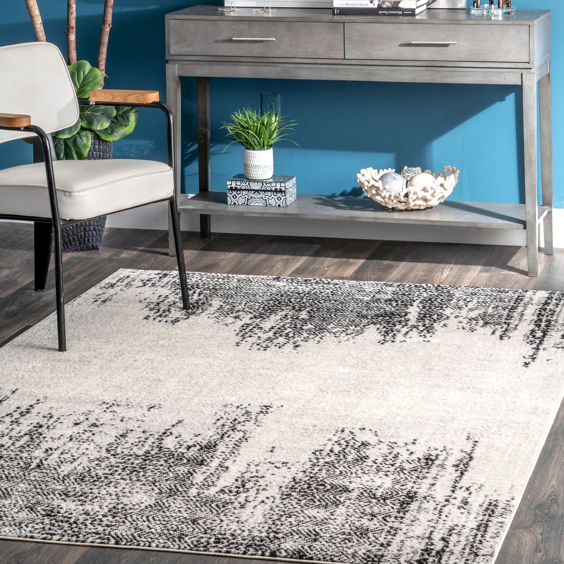 Nuloom Penelope Tribal Chevrons Npe1712A Gray Area Rug