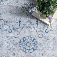 AreaRugs.com Wavaj Nwa1187A Light Gray Area Rug