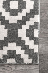 Nuloom Pixel Trellis Julian Npi3222A Gray Area Rug