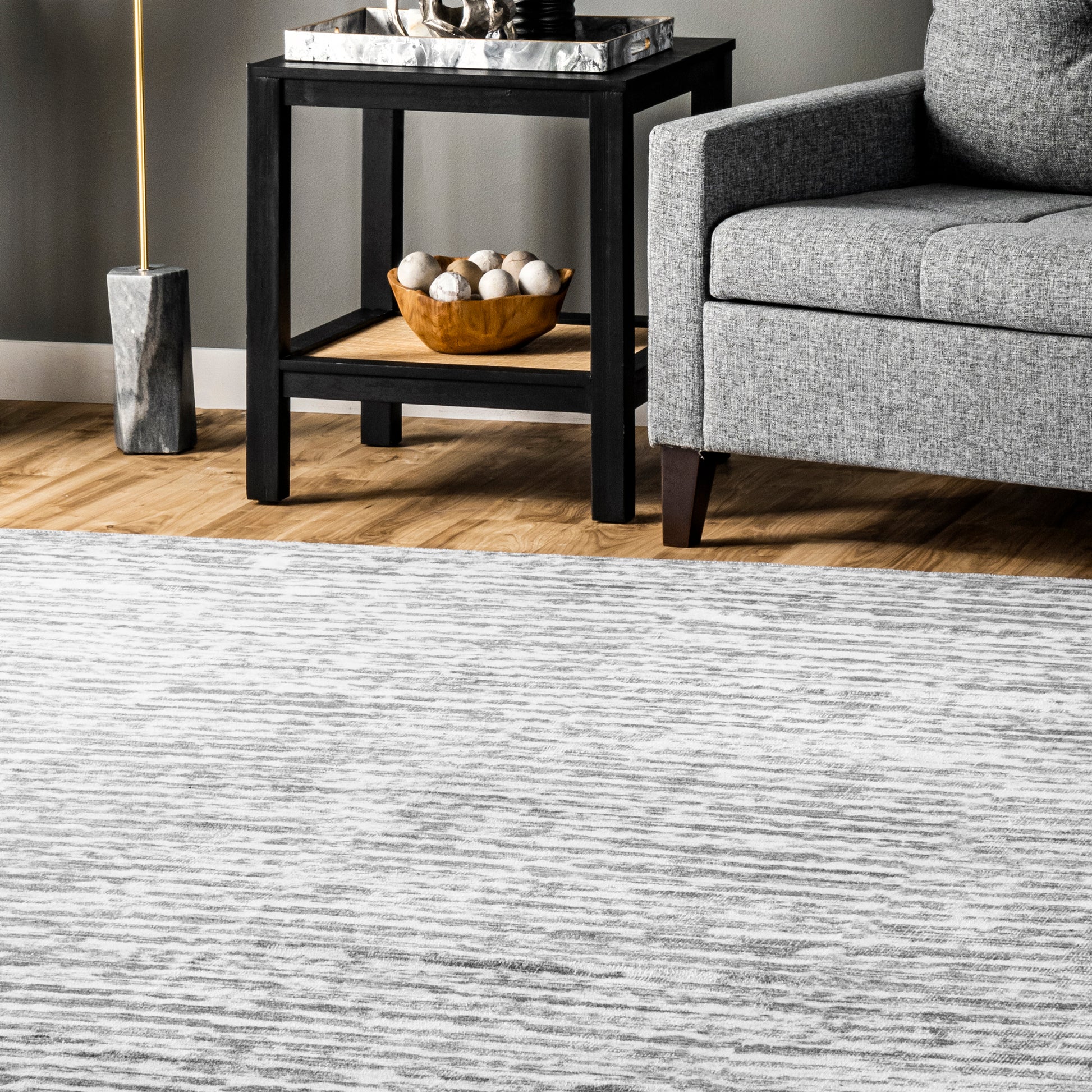 AreaRugs.com Wavaj Nwa1120A Light Gray Area Rug