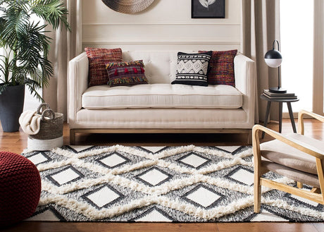 Safavieh Kenya Kny454Z Black / Ivory Rugs.