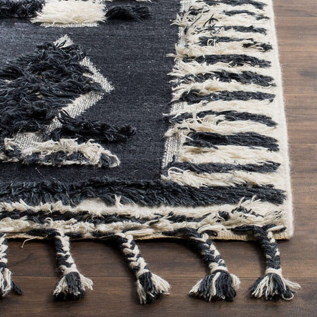 Safavieh Kenya Kny601A Charcoal / Ivory Rugs.