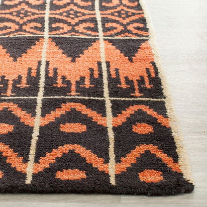 Safavieh Kenya Kny609A Orange / Black Southwestern Area Rug