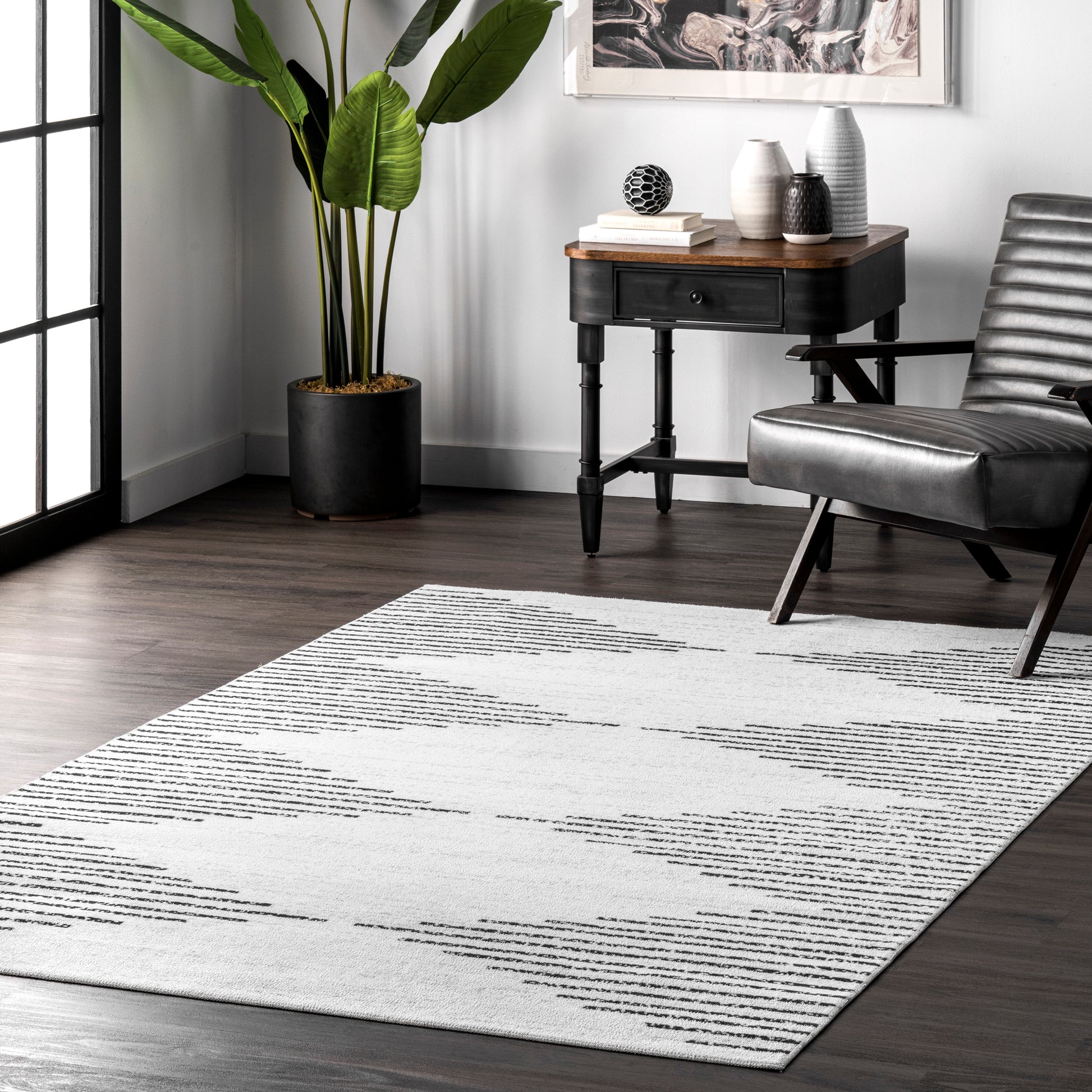 AreaRugs.com Wavaj Nwa1049A White Area Rug