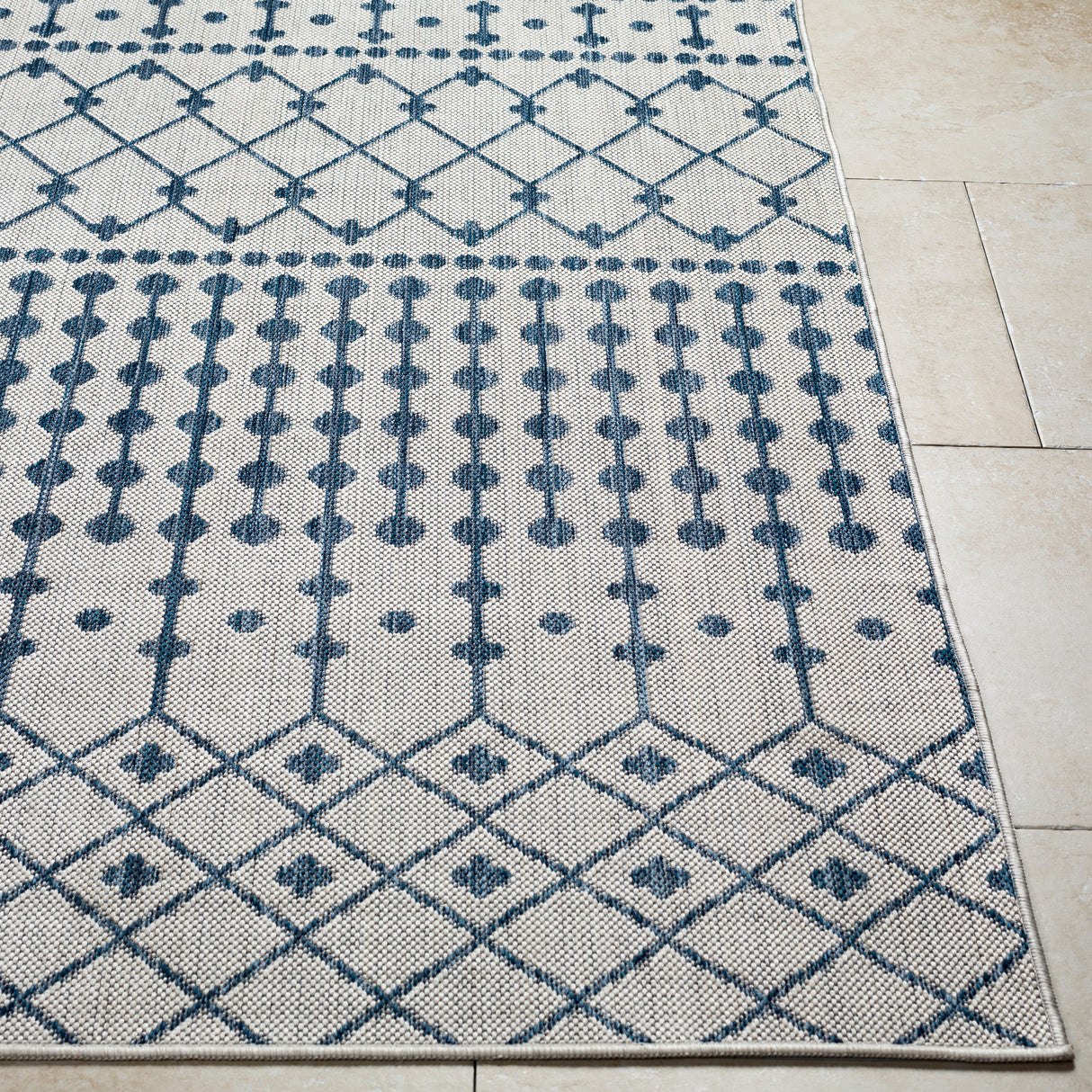 Surya Long Beach Lbh-2330 Blue Rug.