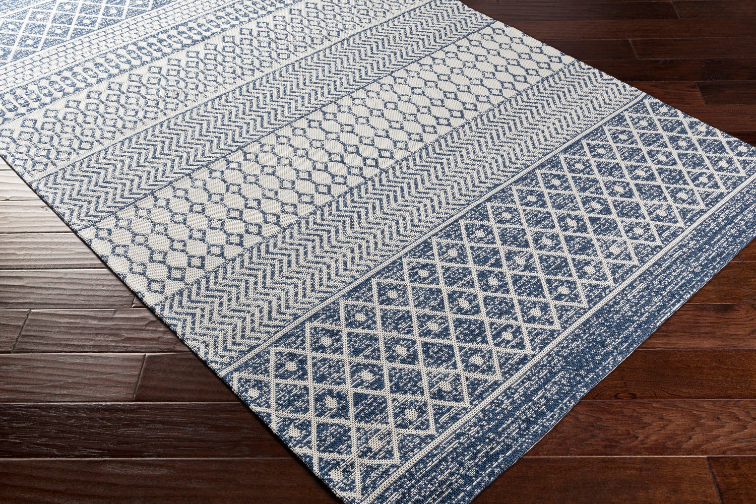Surya La Casa Lcs-2307 Dark Blue, White, Denim Rugs.