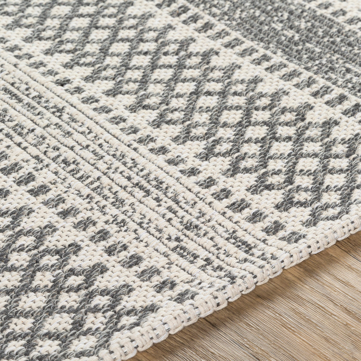 Surya La Casa Lcs-2309 Silver Gray, Charcoal, Ivory Rugs.