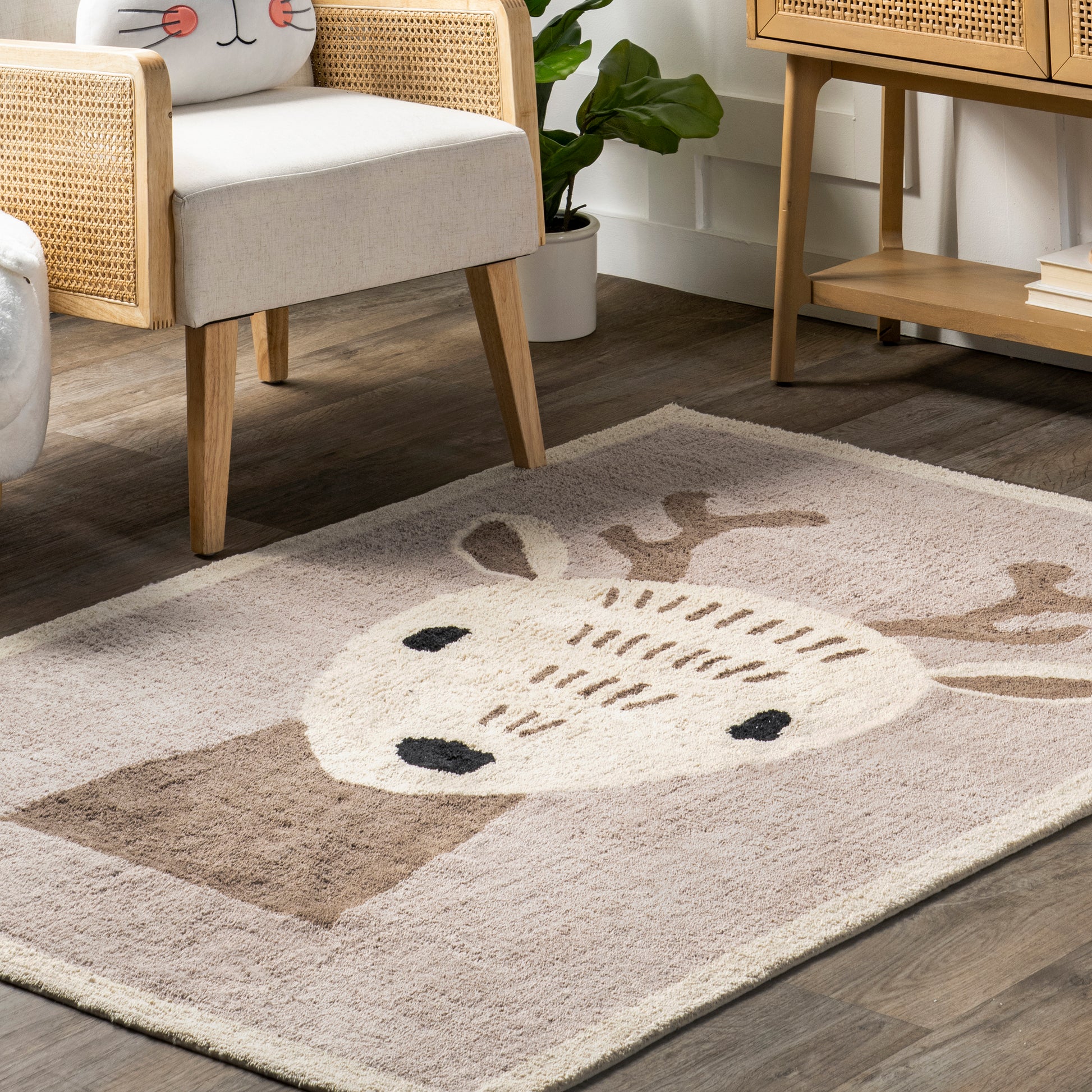 AreaRugs.com Wavaj Nwa1316A Ivory Area Rug