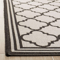 Safavieh Linden Lnd121A Light Grey / Charcoal Geometric Area Rug