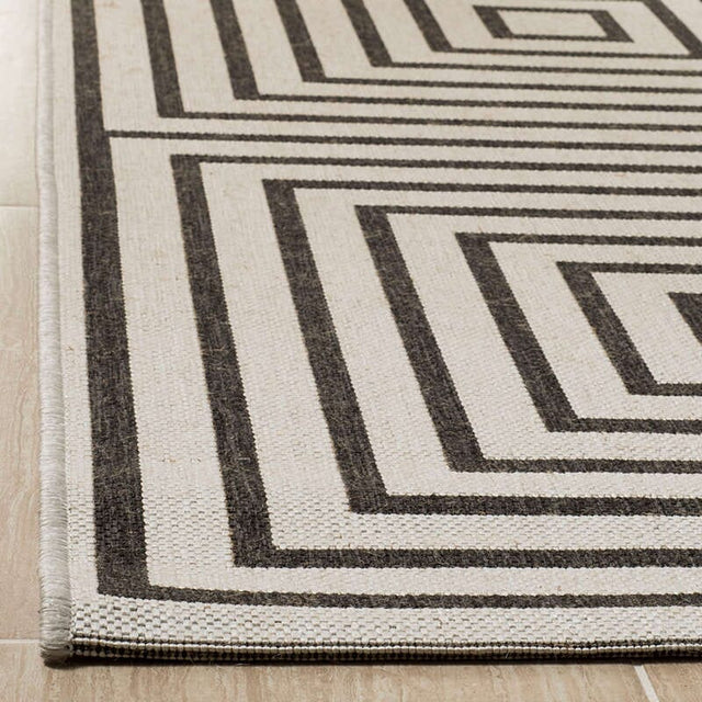 Safavieh Linden Lnd123A Light Grey / Charcoal Rugs.